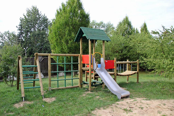 Budowa placów zabaw w gminie Gródek